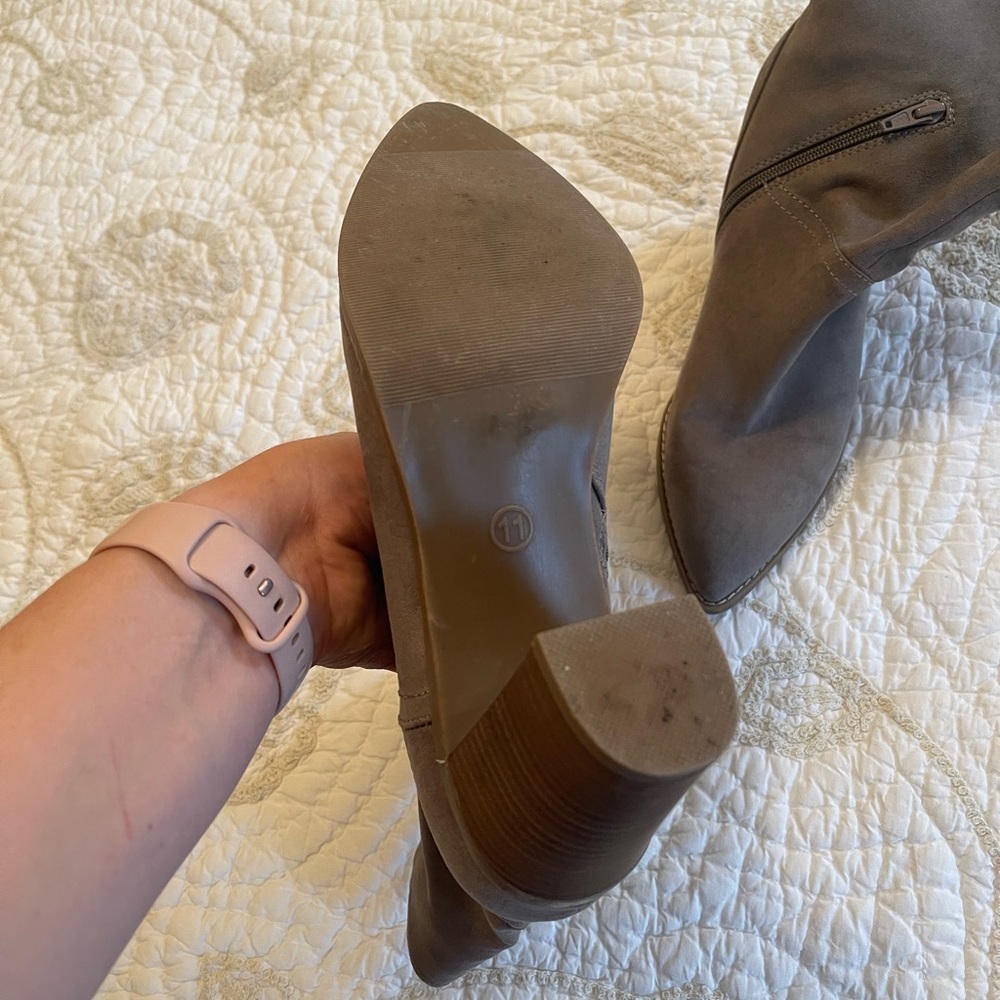 Booties - Picture 3 of 3